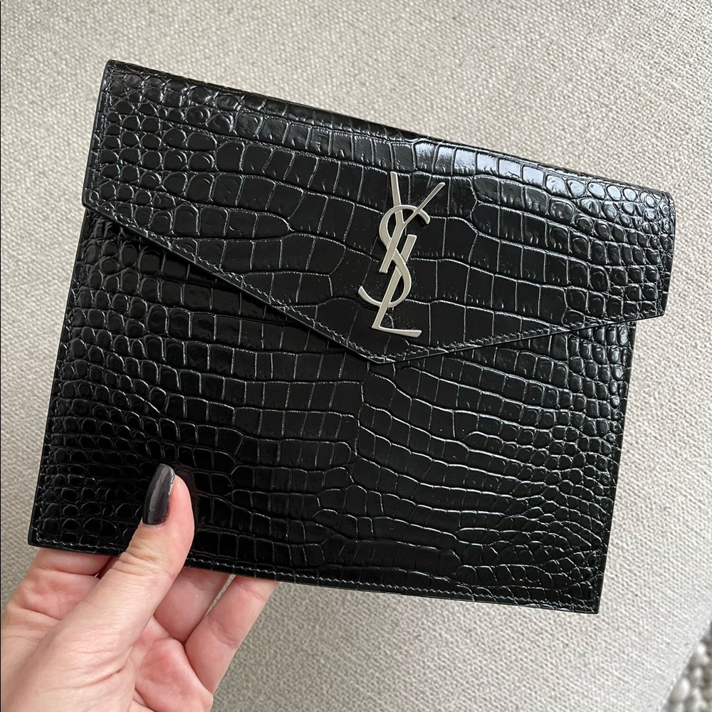 YSL UPTOWN POUCH IN EMBOSSED LEATHER